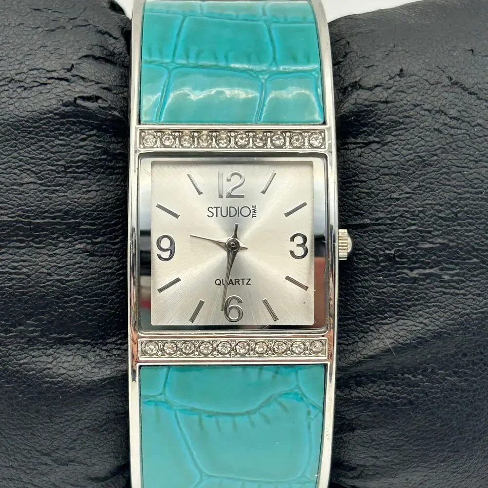 Studio Time Teal Silver Stainless Steel Women’s Quartz  Bangle Watch New Battery